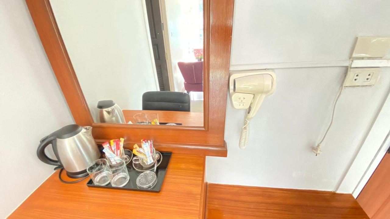 Hotel Sukcheewa Residencia Phuket Patong Exterior foto